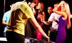 Etiam dictum egestas